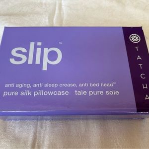 SLIP New Queen Pure Silk Violet Pillow Case